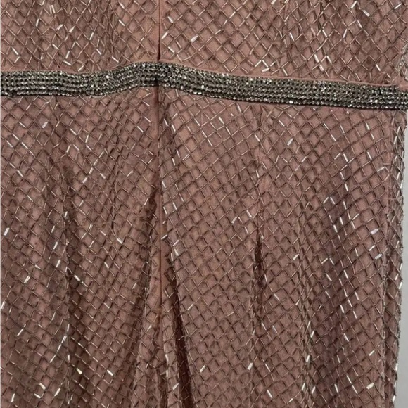 Mac Duggal Size 2 Formal Gown Beaded V-Neck Short Sleeve Dress Rose maxi $689 - Picture 5 of 6